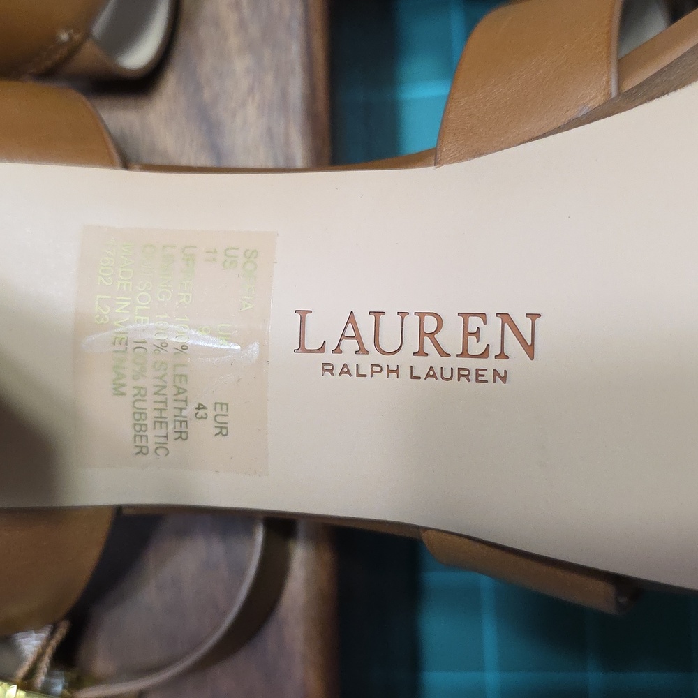 Lauren Ralph Lauren Soffia Platform Sandals - Picture 9 of 10
